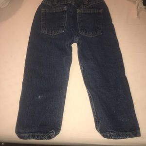 Wrangler jeans, girls.